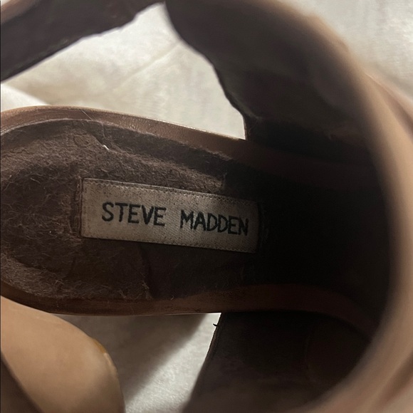 Steve Madden Tan Peep-Toe Heeled Boots - Picture 2 of 4